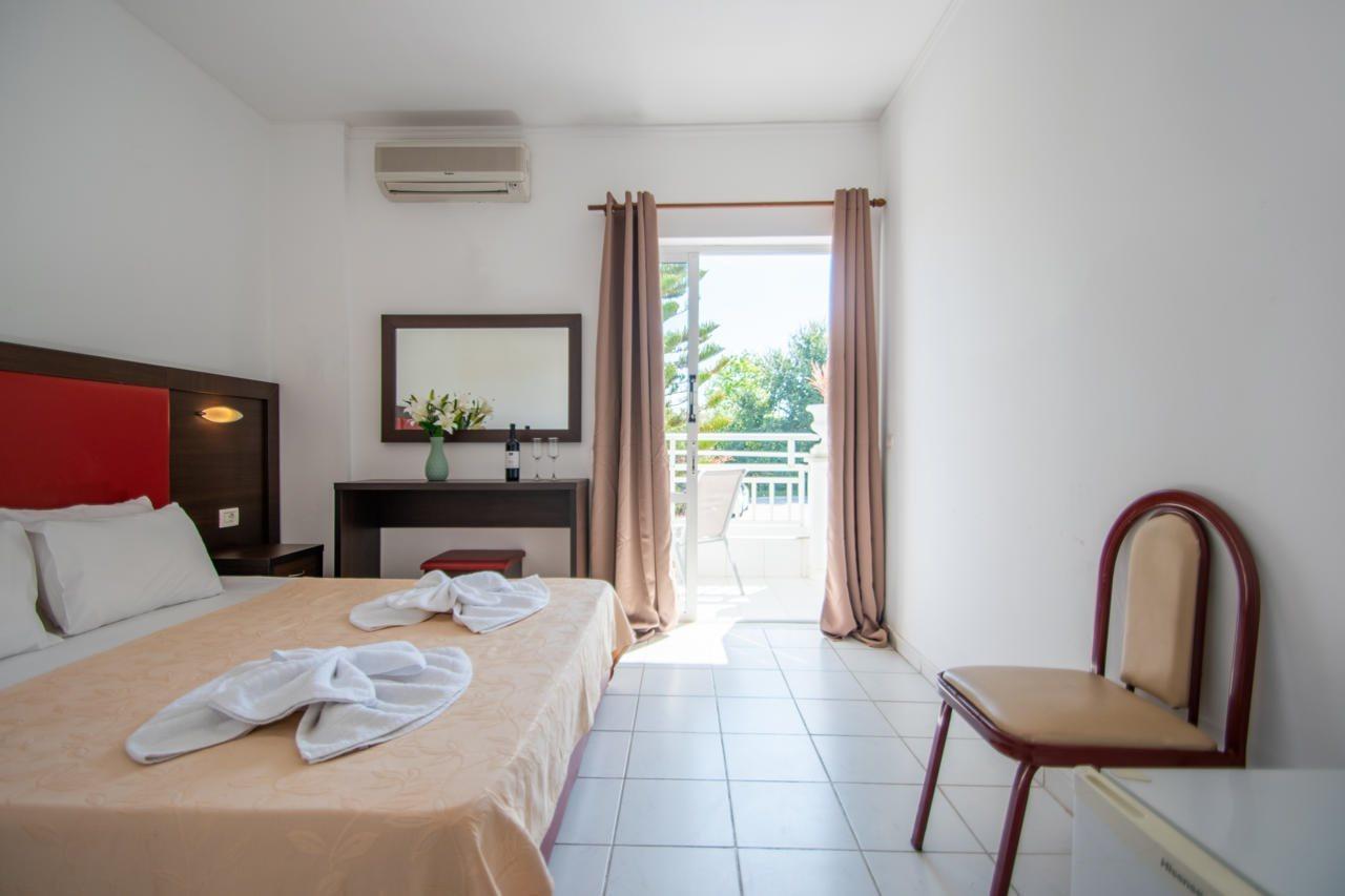 Ikaros Hotel (Adults Only) Laganas Exterior foto